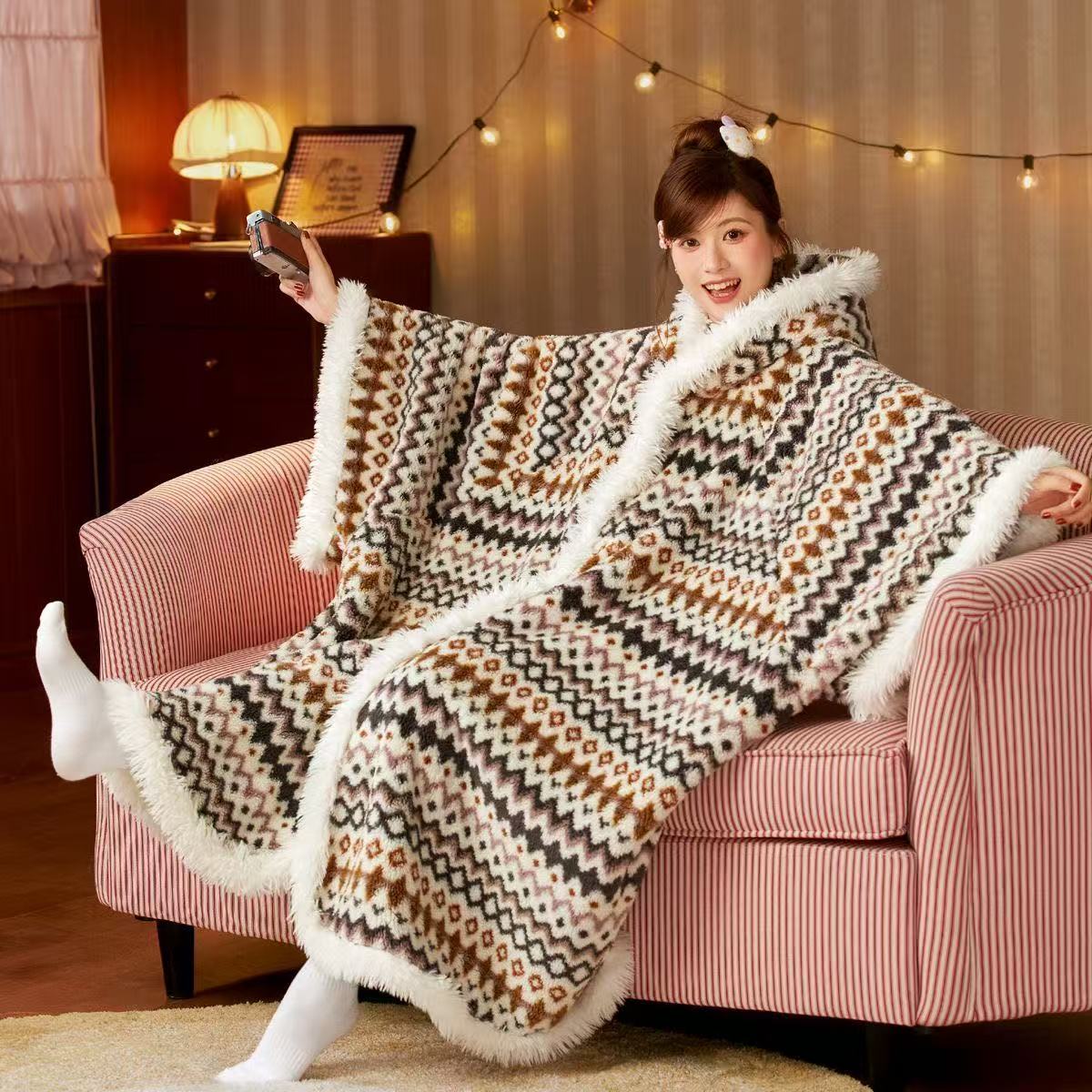 フード付き コーラルフリース ガウン もこもこ マント風 ルームウェア[斗篷连帽珊瑚绒睡衣睡袍]